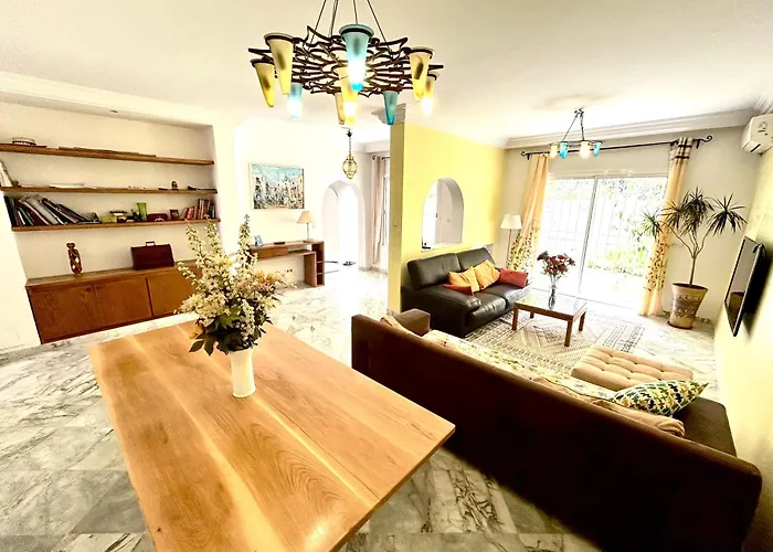Elegant Town House In La Marsa Plage